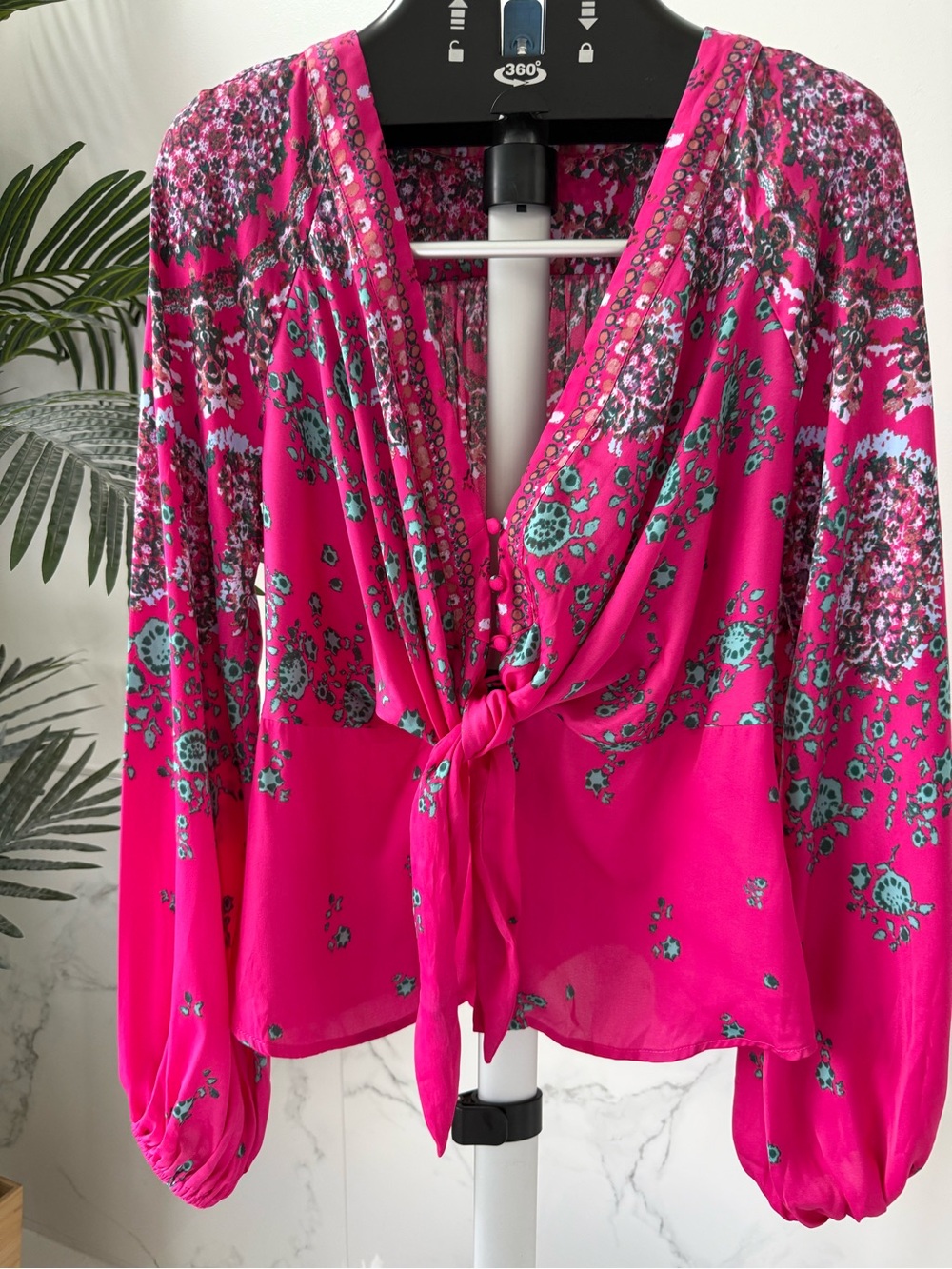 Free People "Run Free" Tie-Front Blouse M